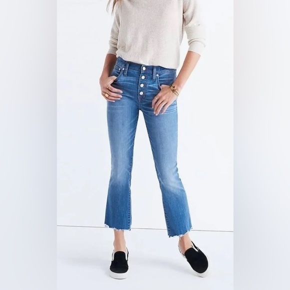 Madewell Womens Cali Demi-Boot Jeans in Bess Wash Button Front Edition 27 - Picture 3 of 14